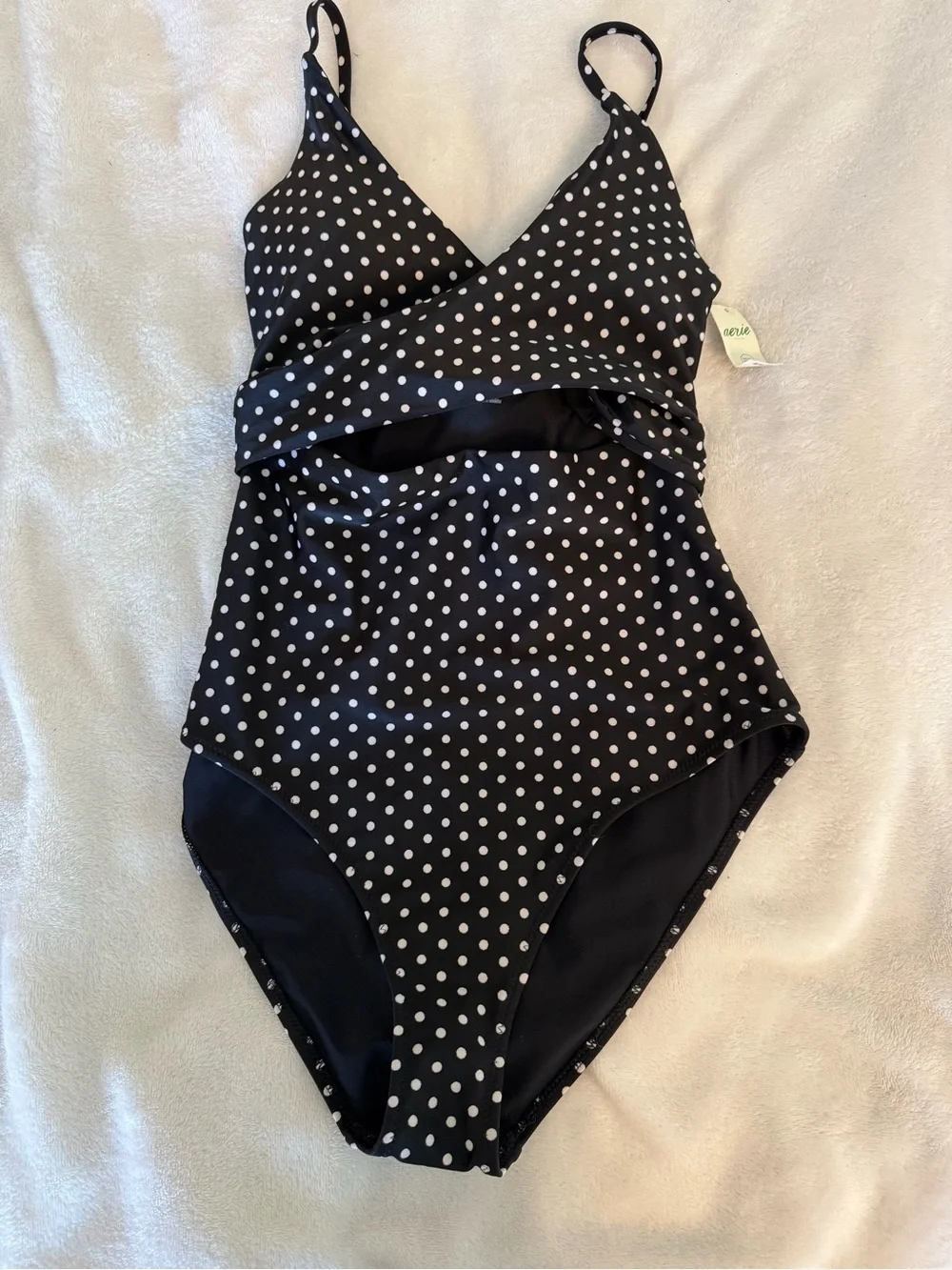 Aerie Women's Black and White Polka Dot One-Piece Swimsuit